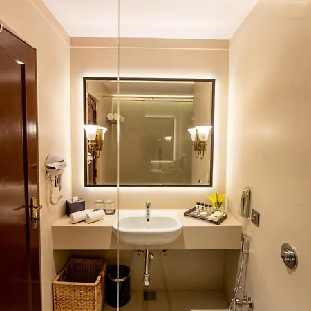 Kk Royal Hotel & Convention Centre-3