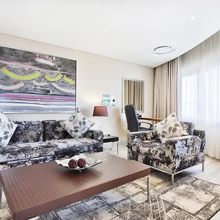 Holiday Inn Johannesburg-Rosebank By Ihg-2