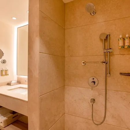 Lemon Tree Premier Hitec City Hyderabad-3