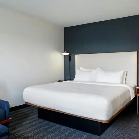 Courtyard By Marriott Wichita East-3