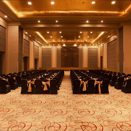 Radisson Blu Bengaluru Outer Ring Road-2