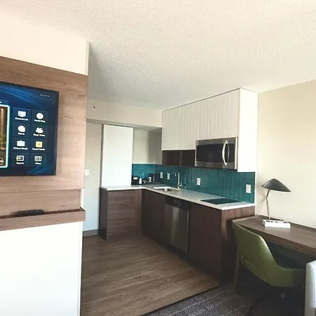 Charlotte Suites By Ihg-3