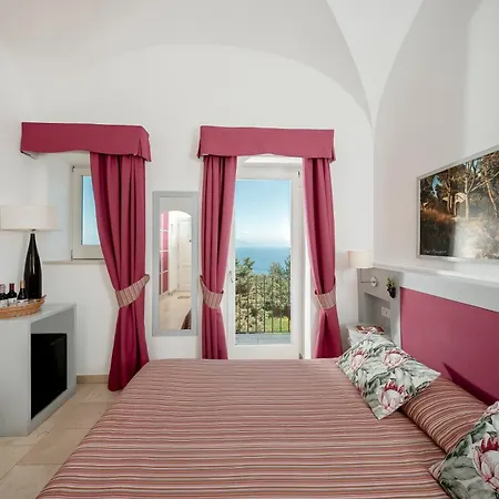 Capri Wine Hotel-3