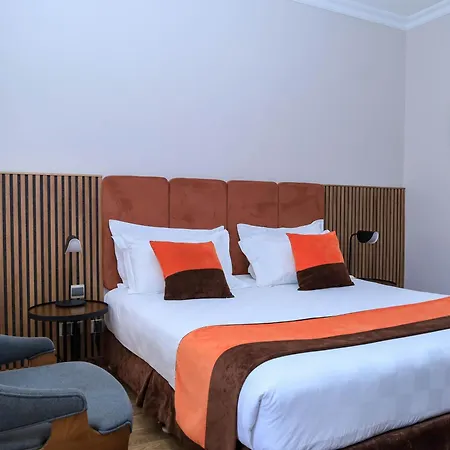 Alba Hotel Meru-2