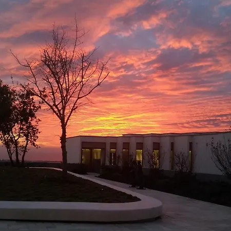 Elma Hotel And Art Complex-2