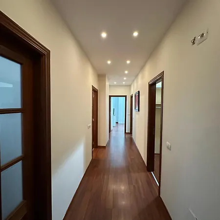 Center Apartment Easy-3
