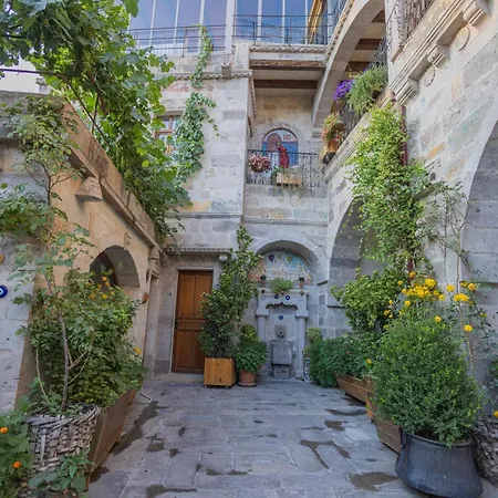 Aren Cave Hotel And Art Gallery-2