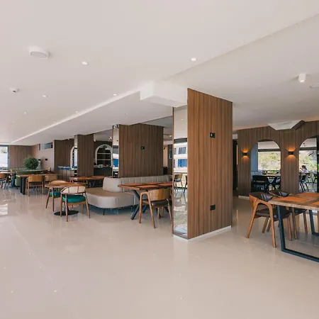 Hotel Mediterraneo Liman-3