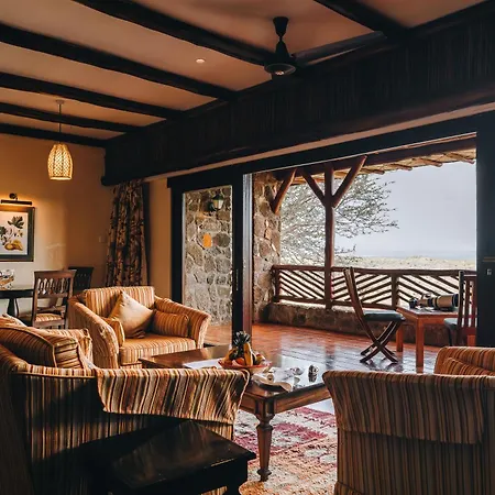 Kilaguni Serena Safari Lodge-2