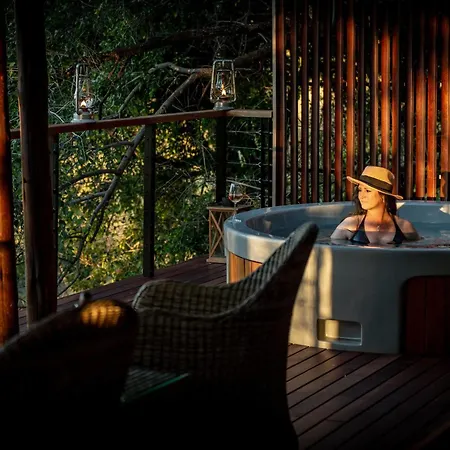 Impodimo Game Lodge-3