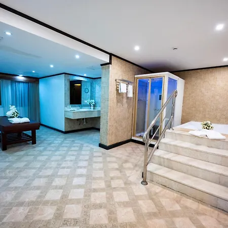 The District Hotel Najran-3