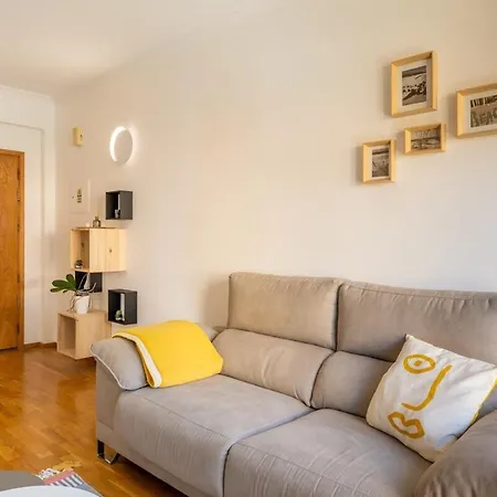 Eldomar 6Aa Top Floor Near Beach & Services-3