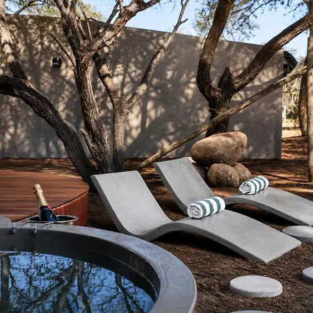 Tshukudu Game Lodge-3