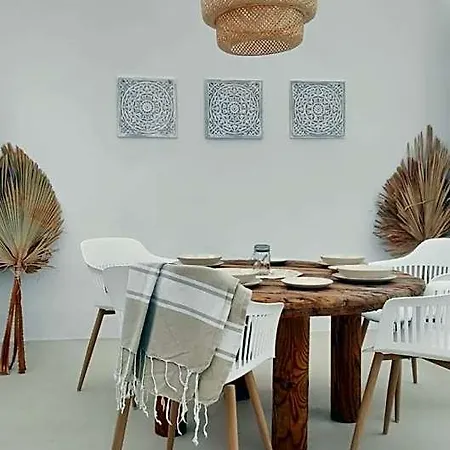Nomad Surf House-3