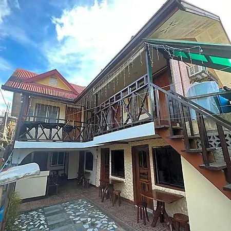 Lola Flor'S Guest House-3