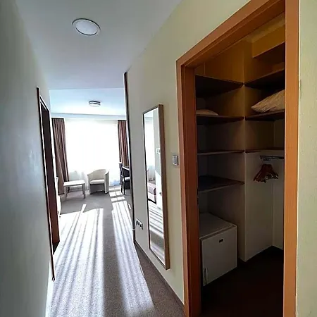 Nereus Park Hotel-3