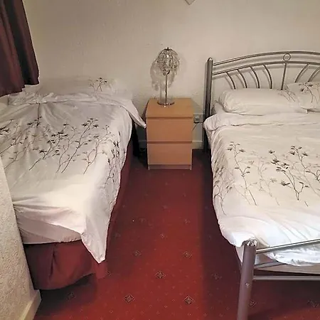 Highbury Hotel-2