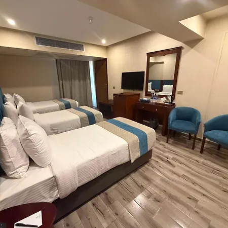 Stay Inn Pyramids Hotel-3