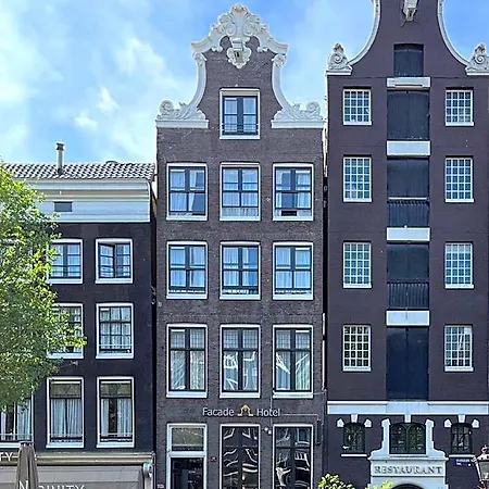 Facade Hotel Amsterdam-2