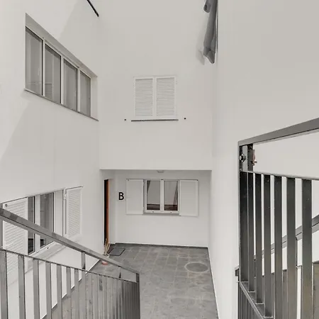 Alfa I Machico Home Bbq, Lounge & Beach Nearby-2