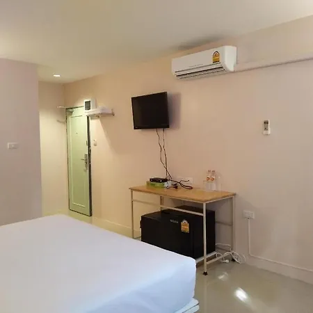 Bird Room Hotel - Pratunam-3