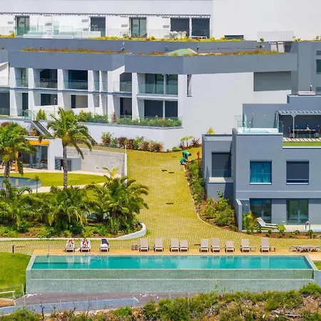 Aqua Apartment-2