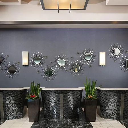 Stripviewsuites At Platinum-3