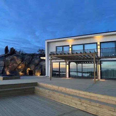 Seaside Panorama Villa With Jetless Hot Tub-3
