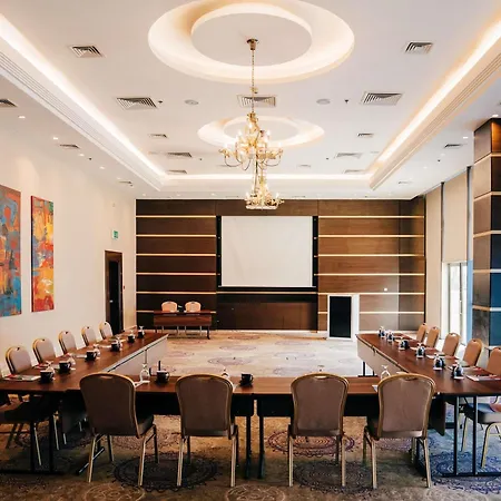 Moevenpick Hotel Amman-3