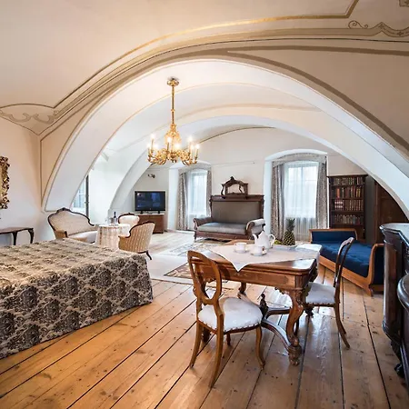 Chateau Grandcastle-2