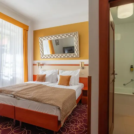 Bellevue Hotel Cesky Krumlov-3