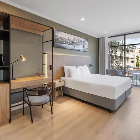 Park Inn By Radisson Melbourne Carlton-2