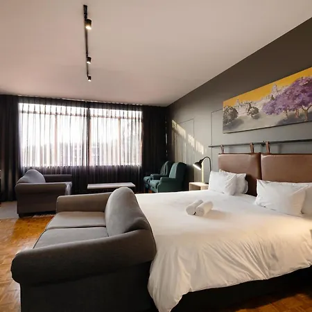 Hotel 224 & Apartments-3
