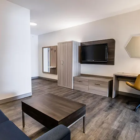Holiday Inn Express Calgary South By Ihg-2