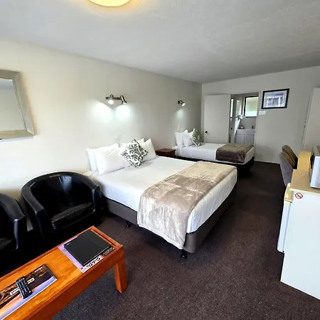 Arran Motel-3