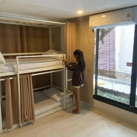 Nappark Hostel @Khao San-2
