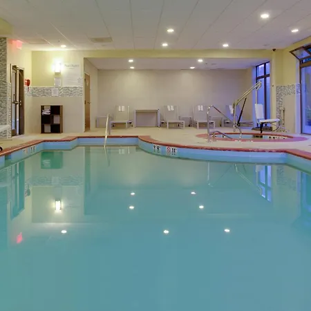 Holiday Inn Express & Suites Laurel Lakes By Ihg-2
