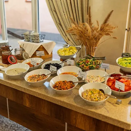 Apollo Wellness Club-2