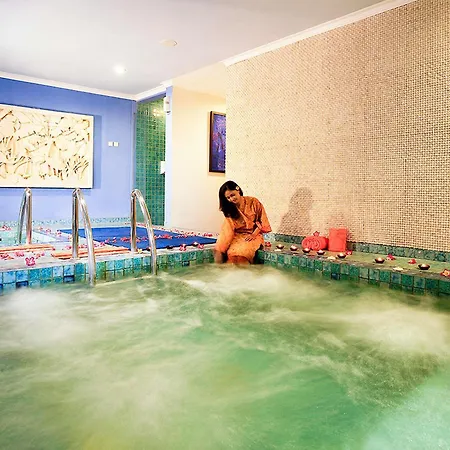 Novotel Solo-2