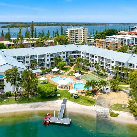 Pelican Cove Waterfront Apartments-3