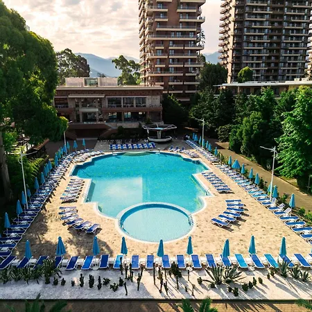 Dreamland Oasis Hotel Chakvi-3