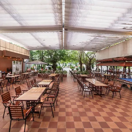 Van Phat Riverside Hotel-3