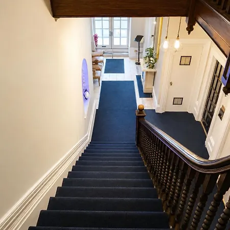 Cecil Court Hotel-2