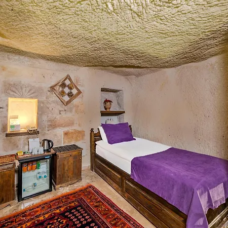 Hidden Cave Hotel-3