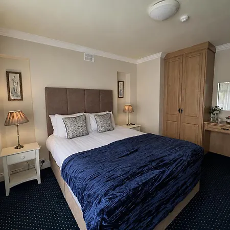 Kingfisher Lodge-3