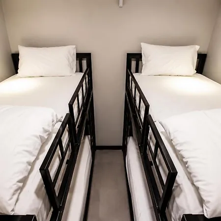 The Blocks Hostel Sukhumvit 10-2
