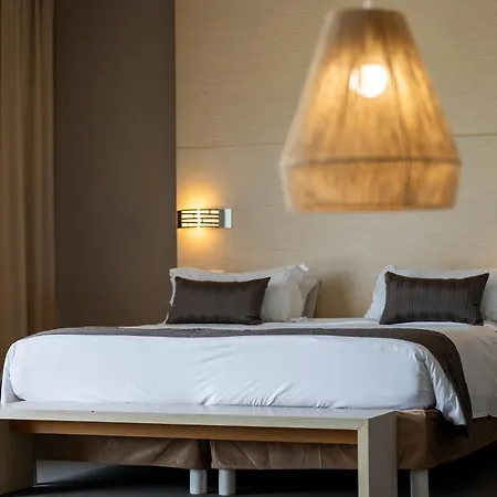 Hotel Du Centre Appart Hotel Business Avec Parking Gratuit A Noumea-2