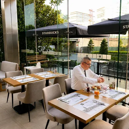 Liv City Hotels-2