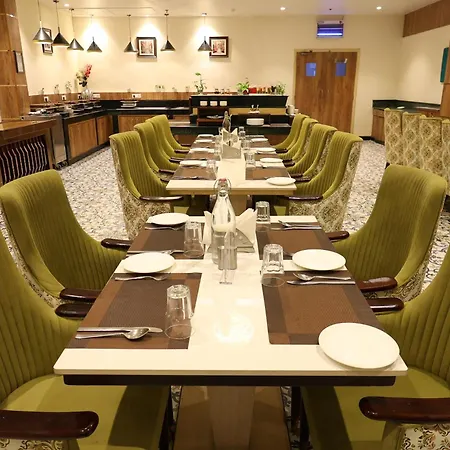 Days Hotel By Wyndham Neemrana-2