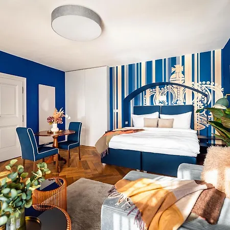 Old Royal Post Boutique Hotel & Premium Suites-3
